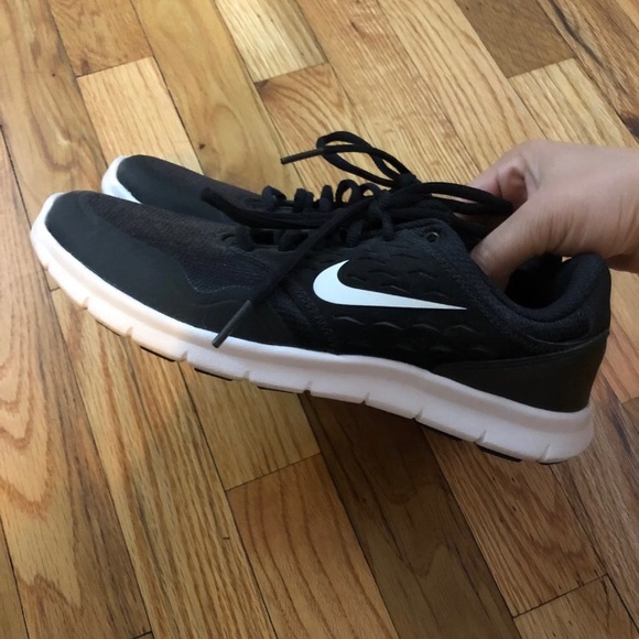 Nike Running Sneakers - Picture 2 of 3